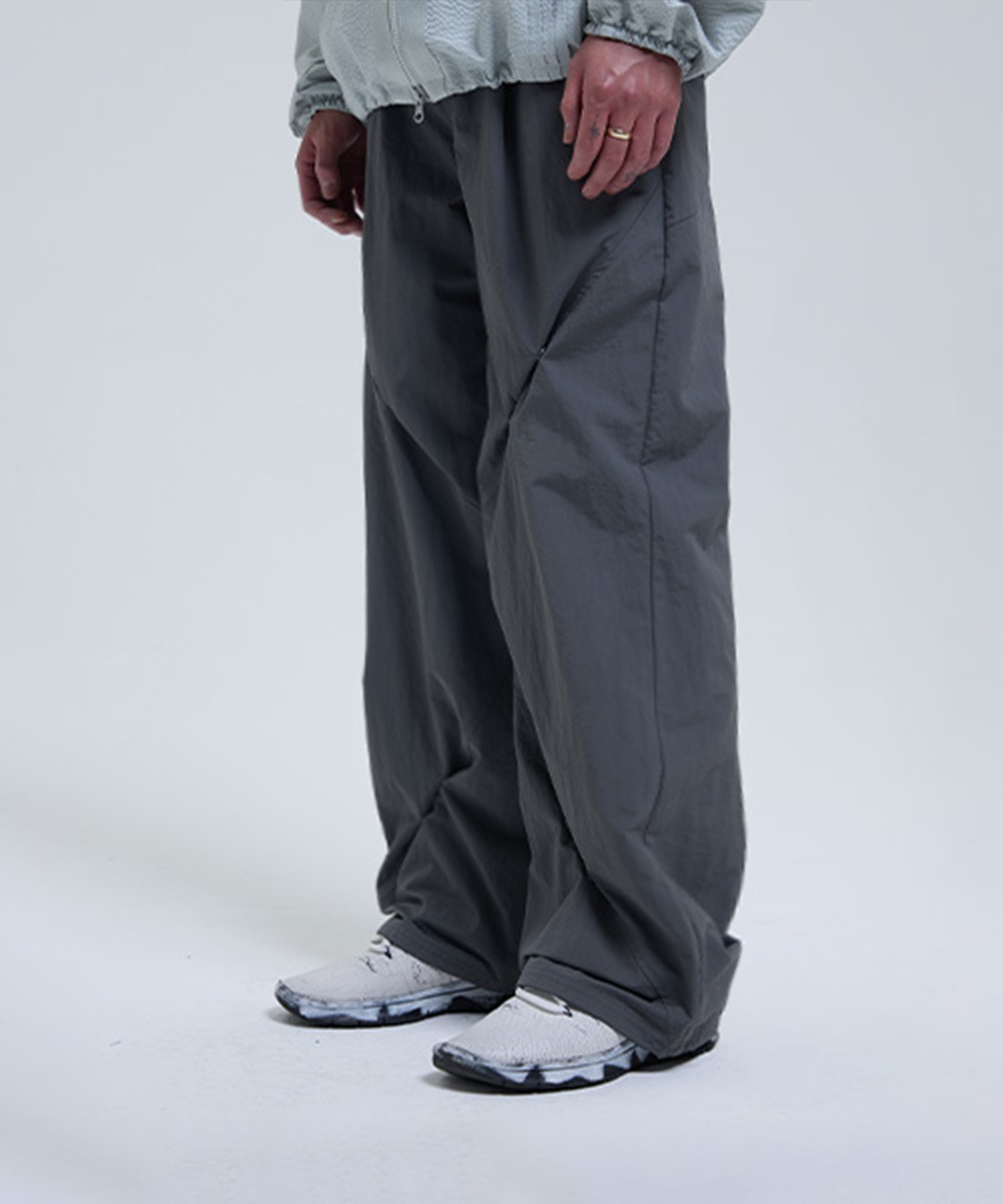 THE COLDEST MOMENT더콜디스트모먼트 TCM nylon pinch pants (charcoal)