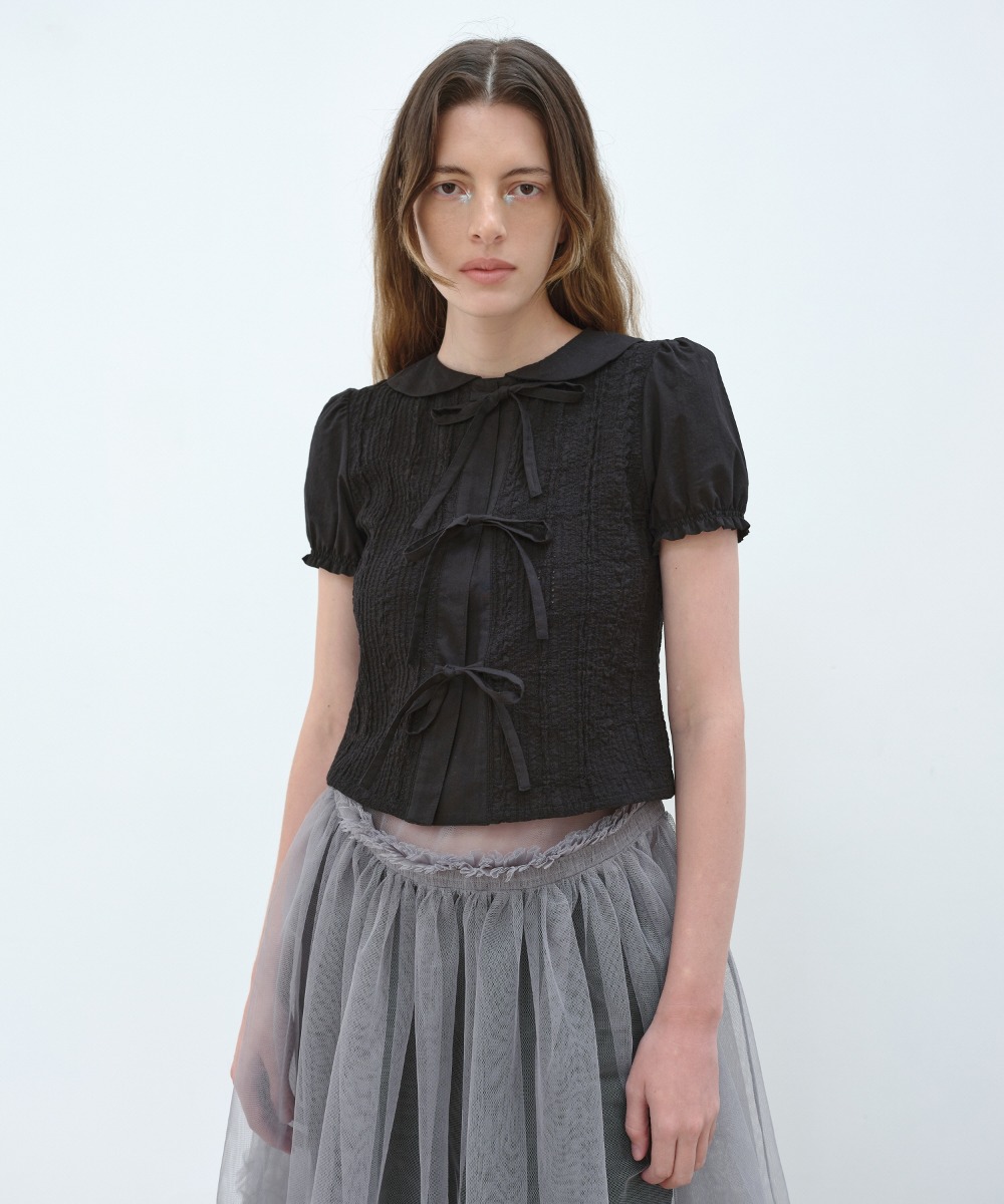 AOpt아옵트 COTTON EMBROIDERY PUFF BLOUSE - BLACK